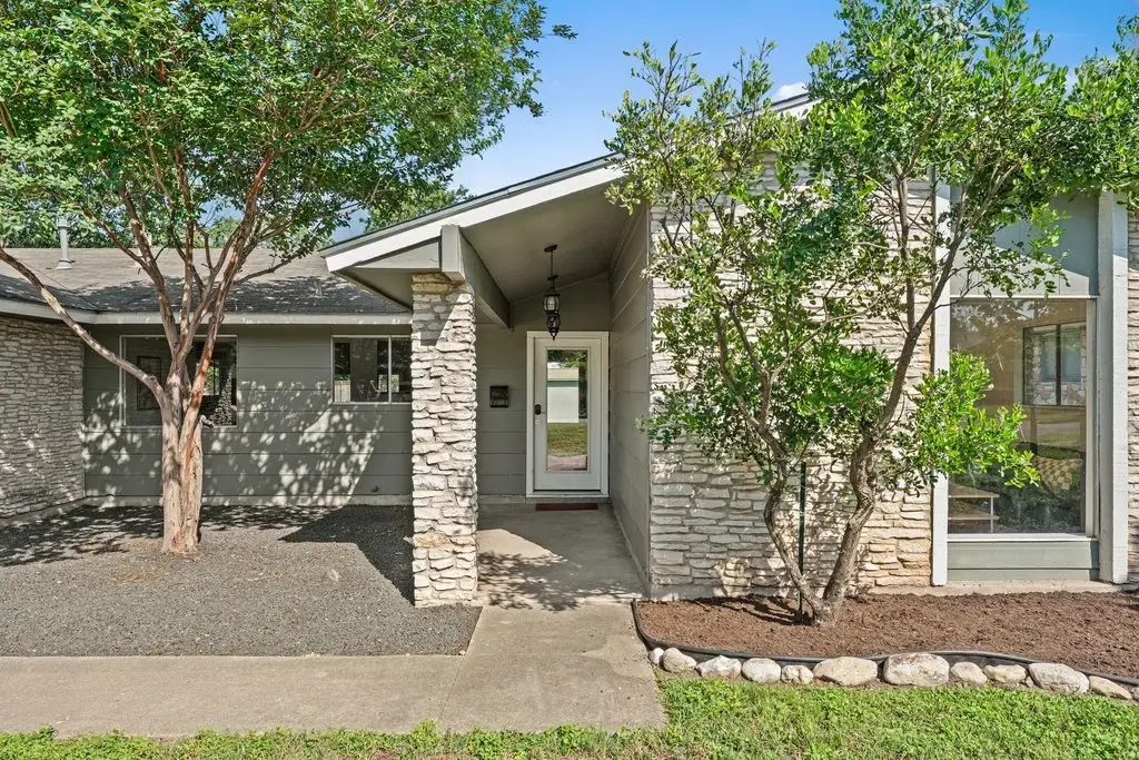 9803 Chukar Circle, Austin