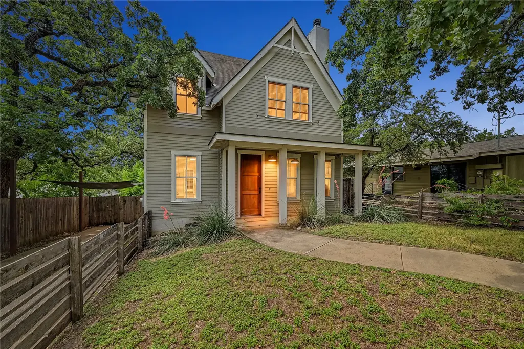 2013 Peoples Street, Austin