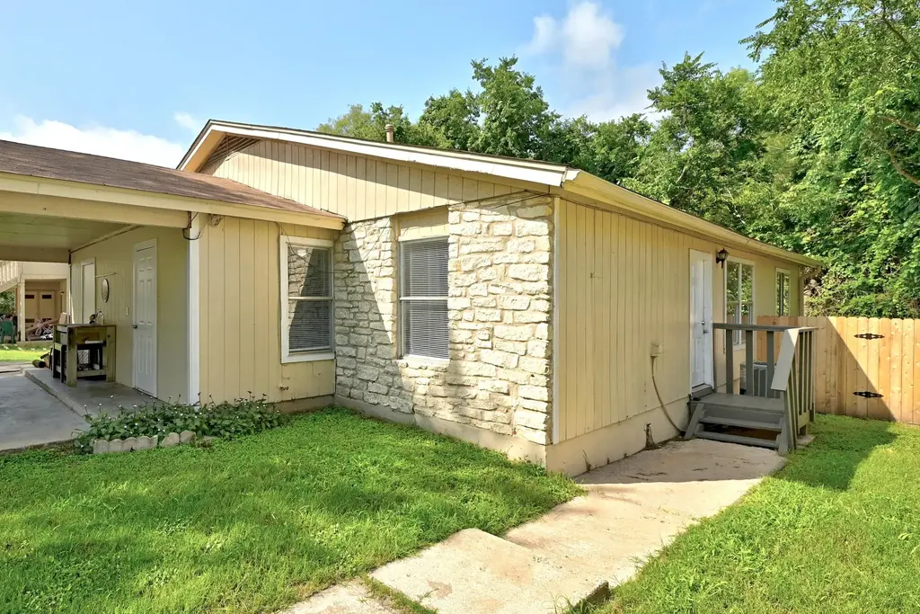5707 Spring Meadow Road B, Austin