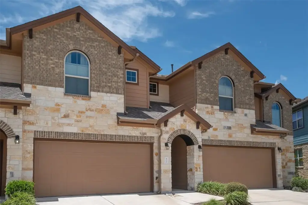 1001 Zodiac Lane 37, Round Rock