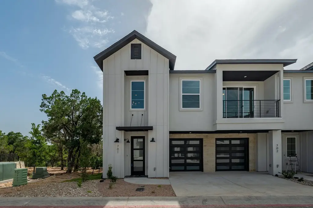 12001 Vista Parke Drive 701, Austin