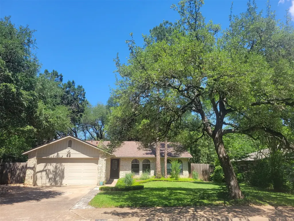 4409 Twisted Tree Drive, Austin