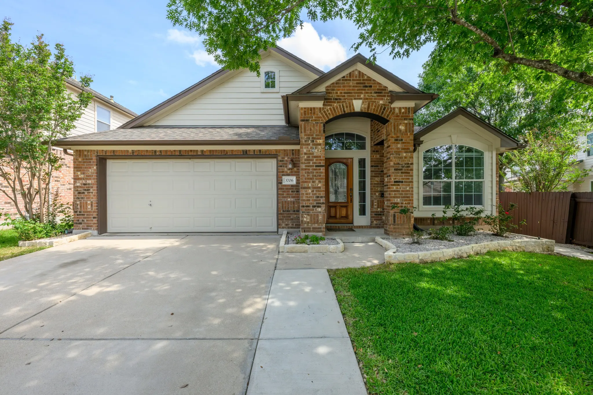 Photo of Listing #6120386