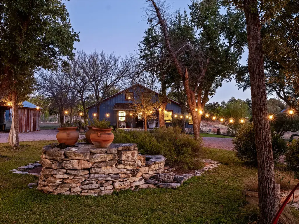 483 E Grand Oaks Drive, Harper
