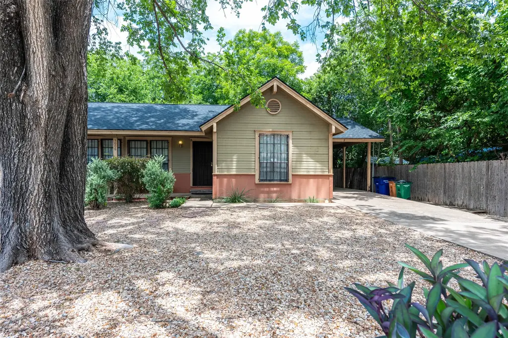 5006 Sara Drive A, Austin