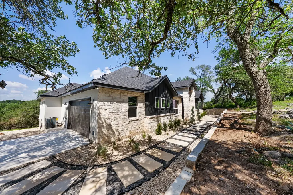 375 Shady Hollow, New Braunfels