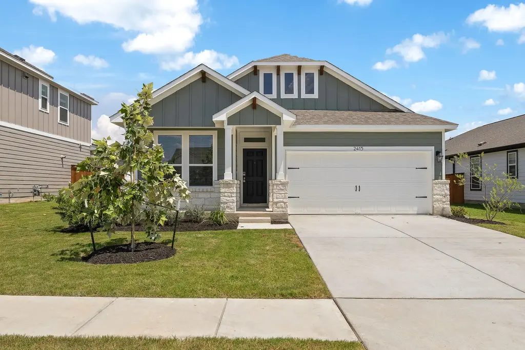 2415 Ekvall Drive, Round Rock