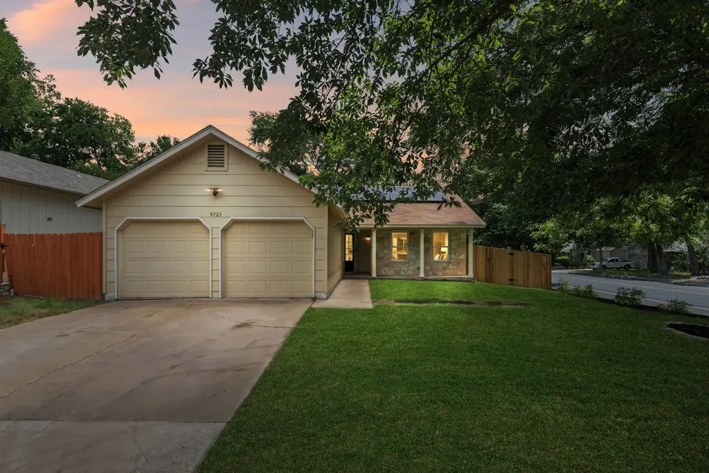 9723 Moorberry Street, Austin