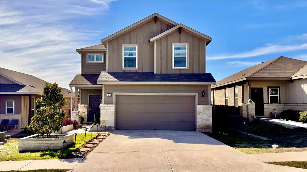 426 Eves Necklace Drive, Buda