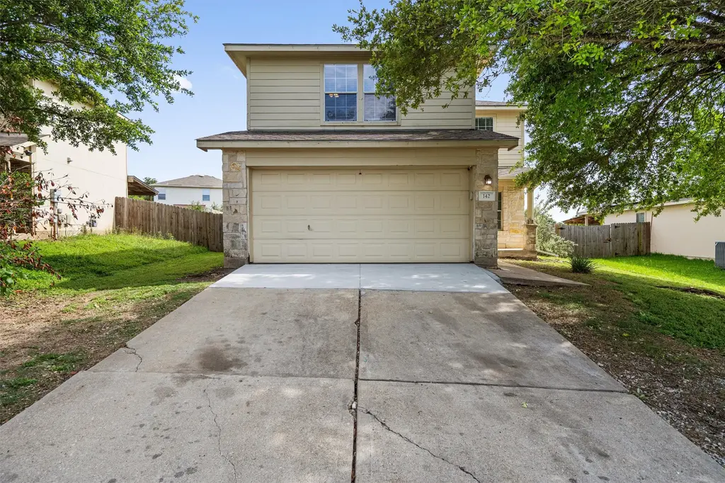 142 Jack Rabbit Lane, Buda
