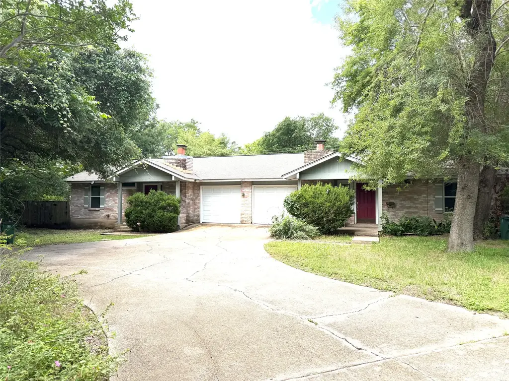 401 W 55 1/2 Street A, Austin