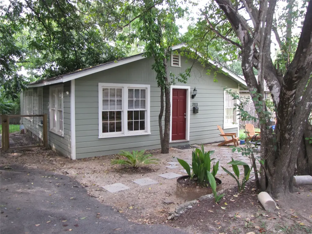 703 Upson Street, Austin