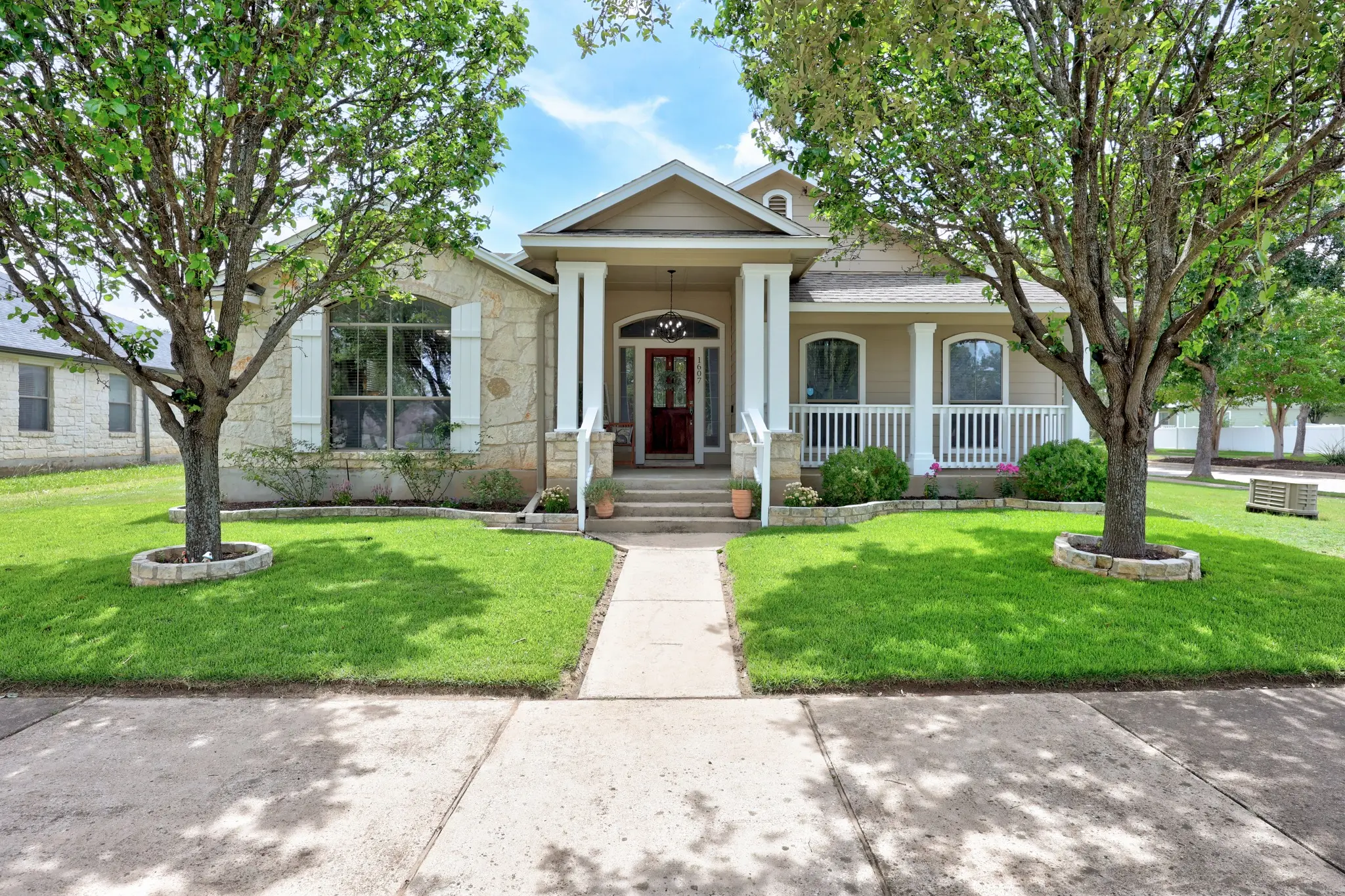 Photo of Listing #1462029
