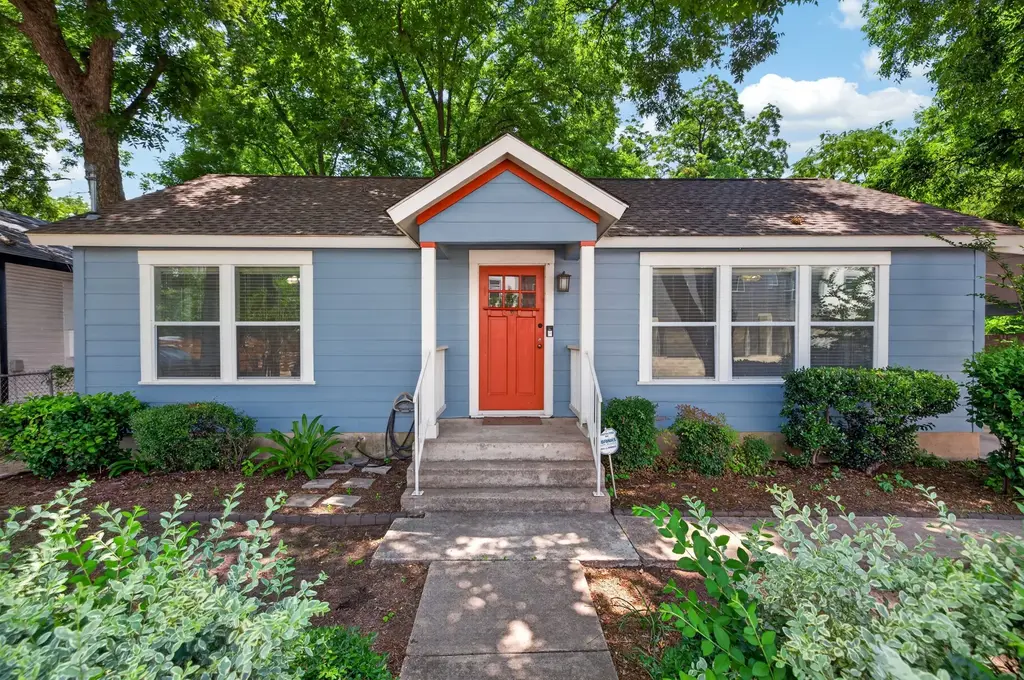 735 Cherico Street, Austin