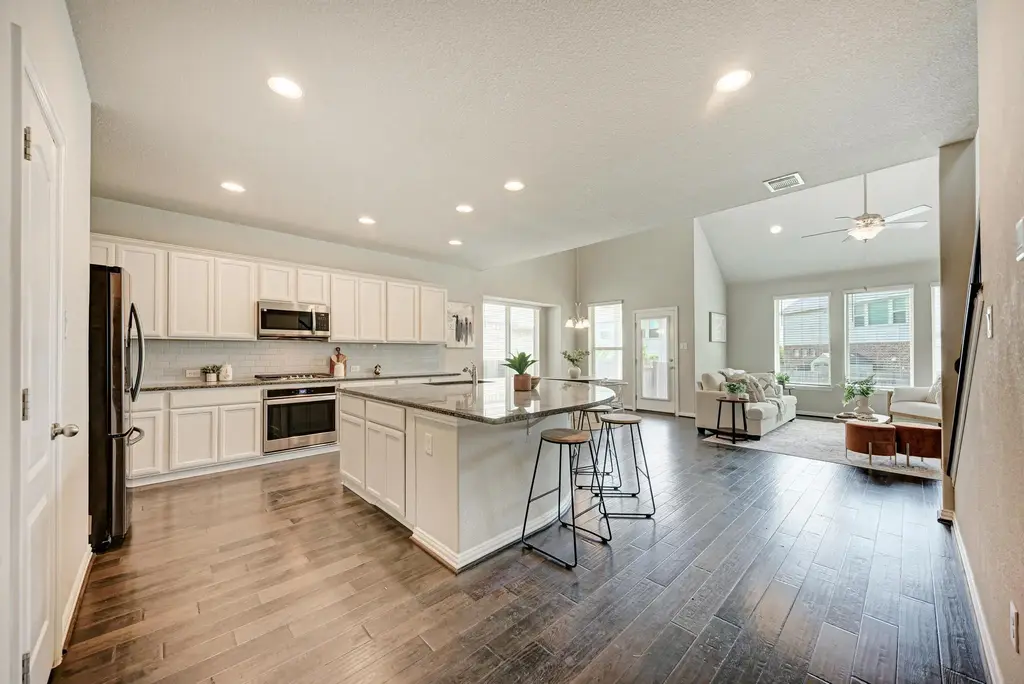 284 Everglade Drive, Buda