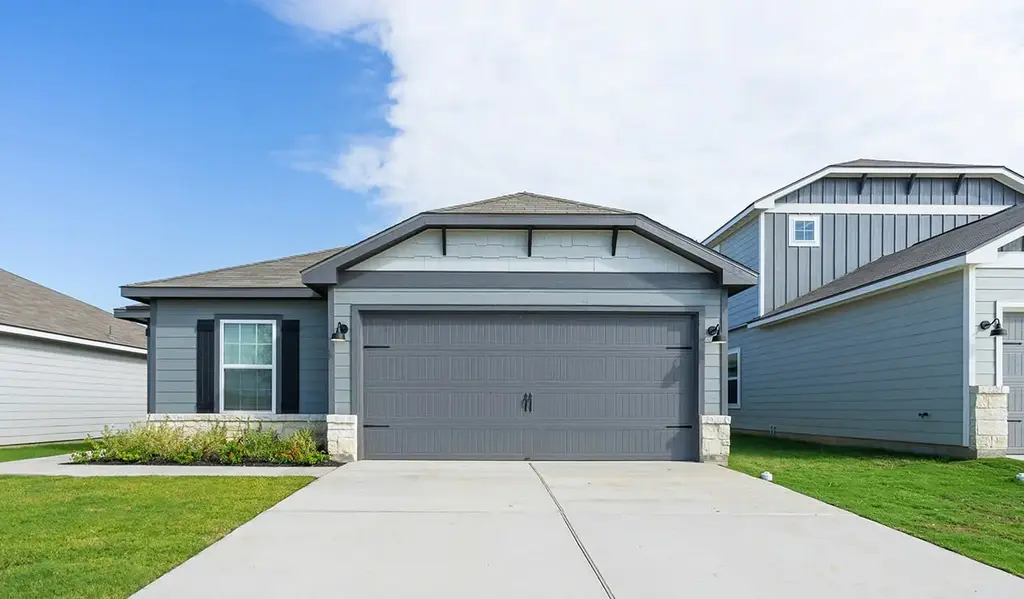 253 W Luna Blue Lane, Jarrell