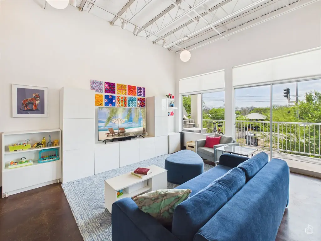 2401 E 6th Street 6095, Austin