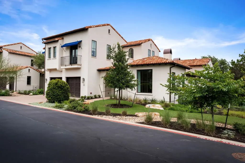 4401 Amarra Drive 17, Austin
