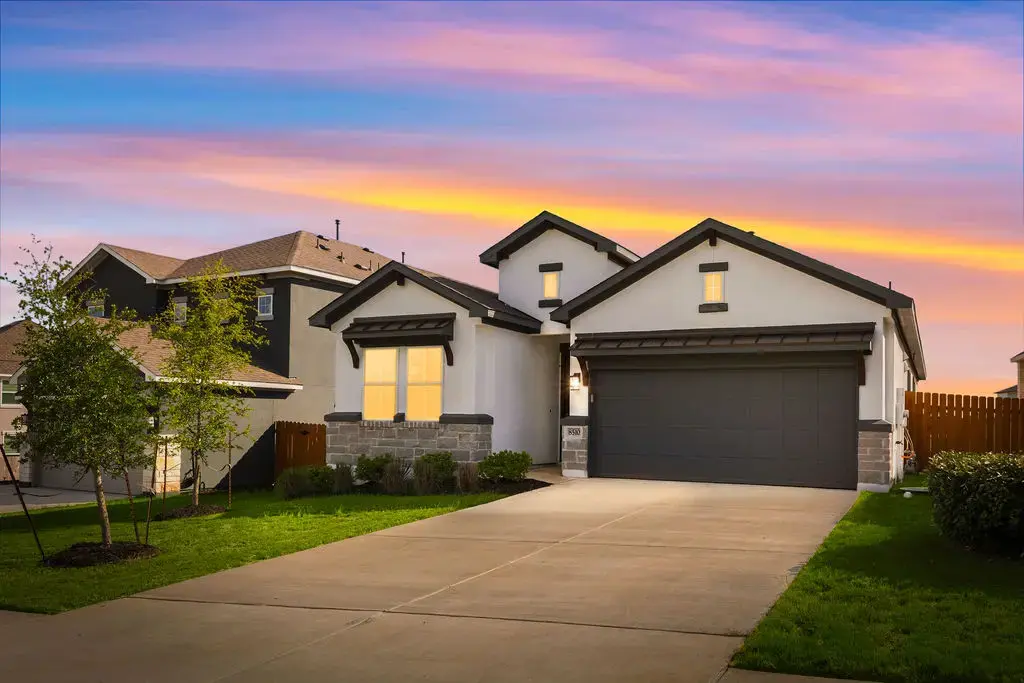 8510 Red Bottle Brush Road, Lago Vista