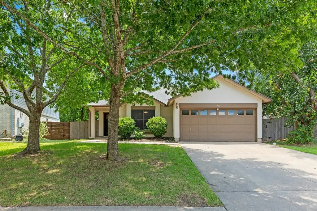 705 Catumet Drive, Pflugerville