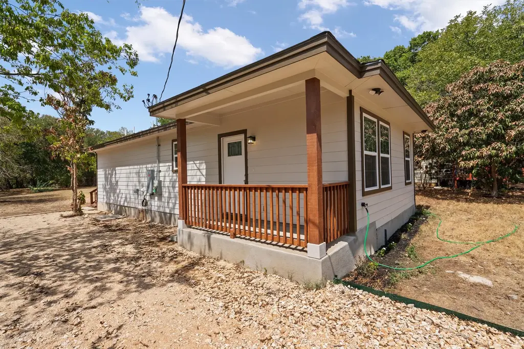 10004 1/2 Gail Road, Austin
