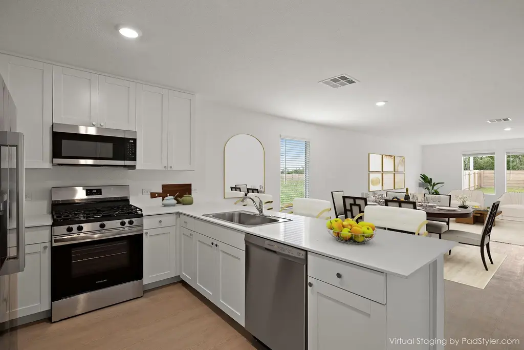 213 Navidad River Drive, San Marcos