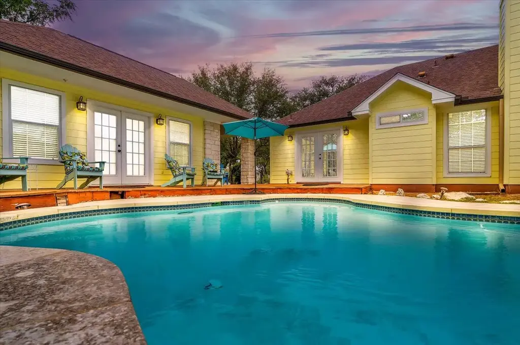 18609 Venture Drive, Point Venture