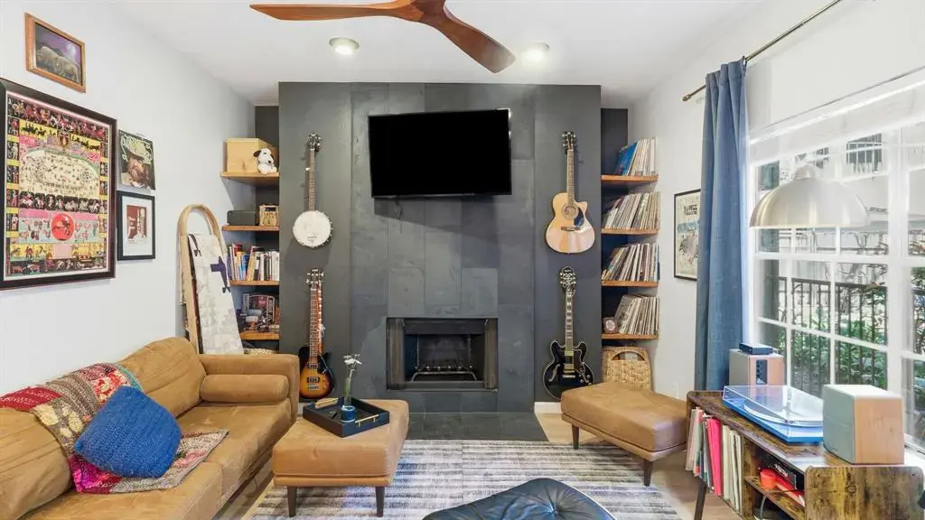 203 E 31st Street 102, Austin