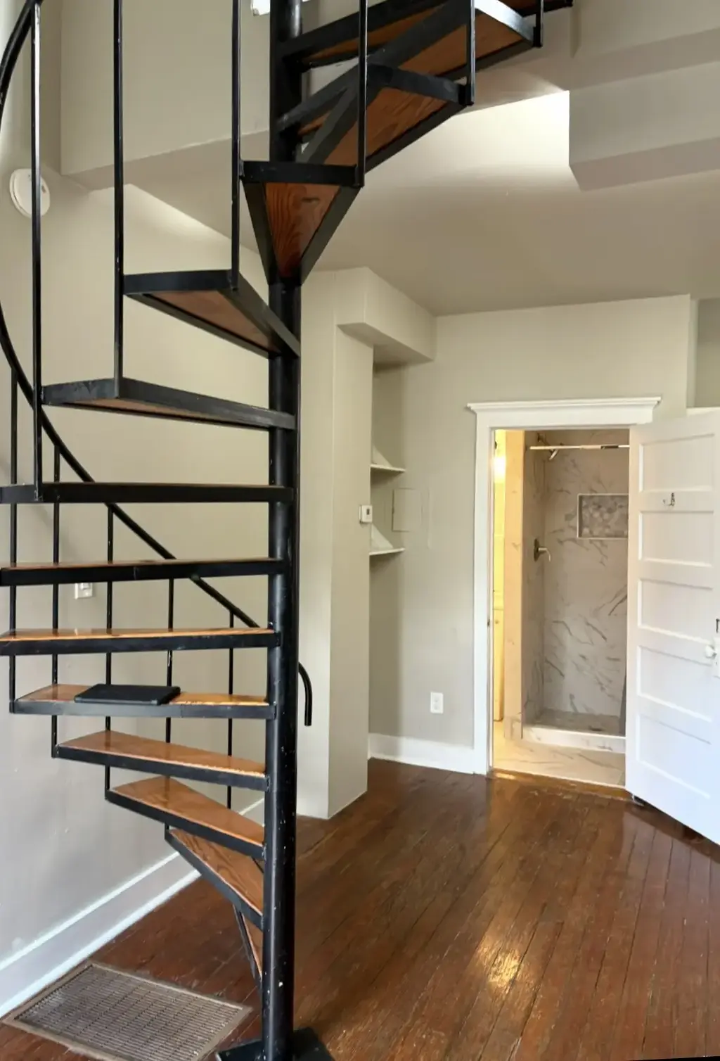 915 W 23rd Street D, Austin