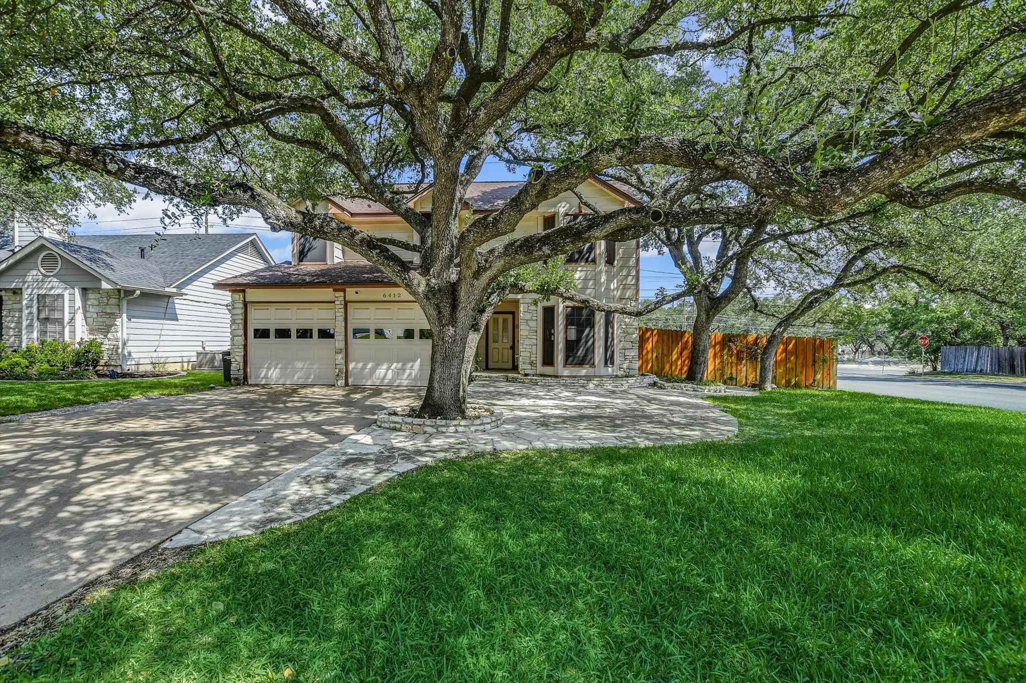 Photo of Listing #2806955