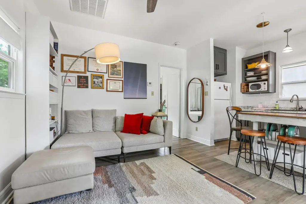 4519 Avenue H Avenue Apt B, Austin