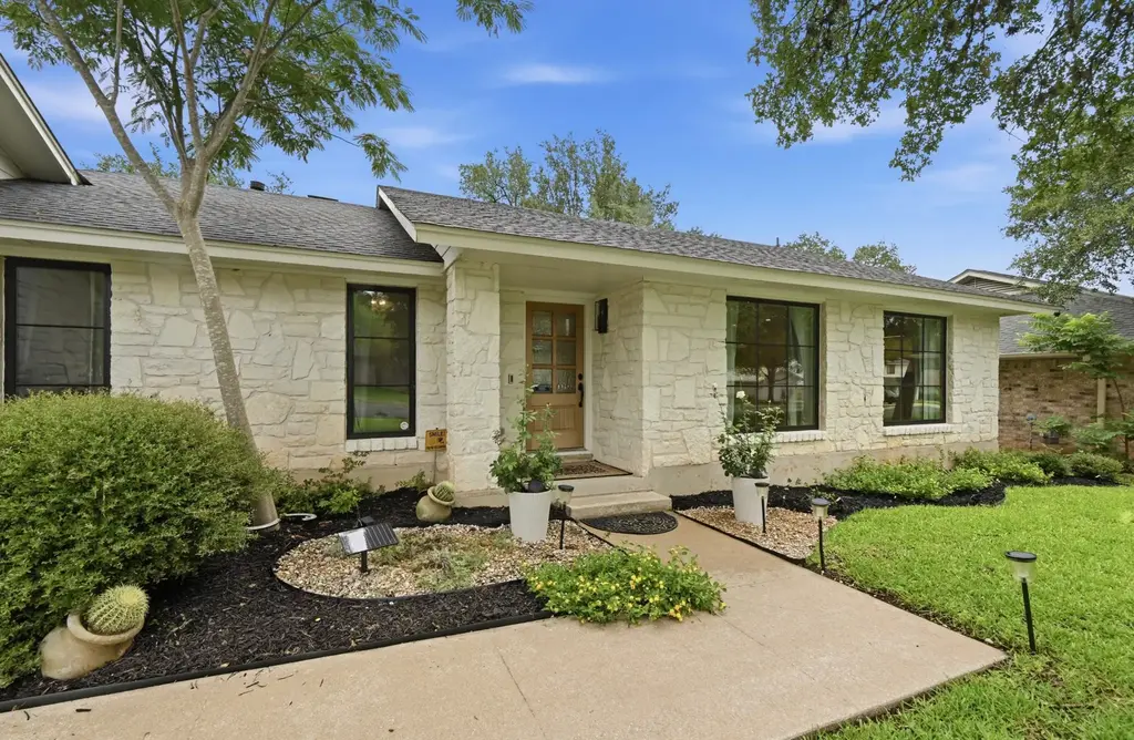 4175 Travis Country Circle, Austin