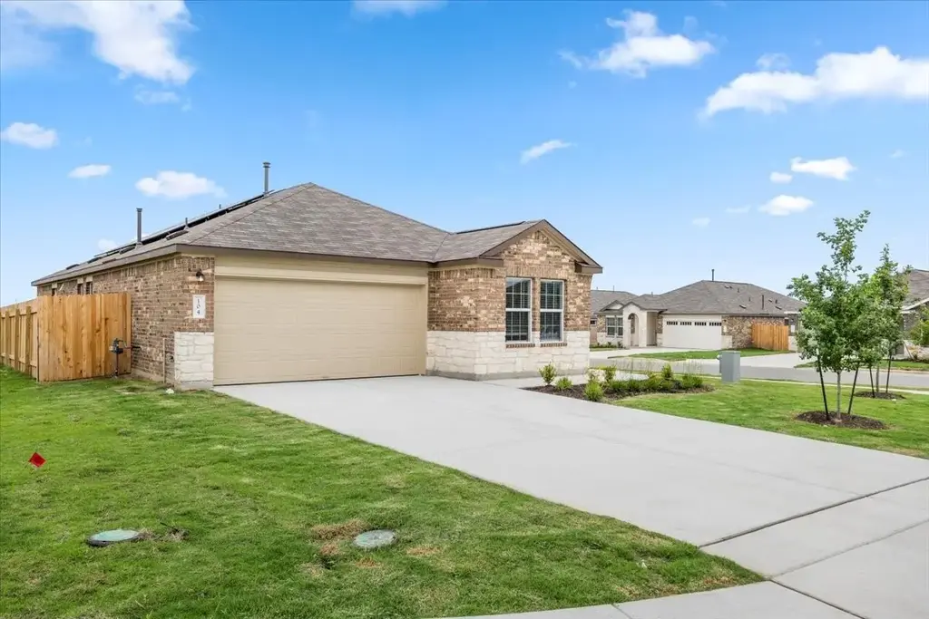 104 Winged Foot Cove, San Marcos