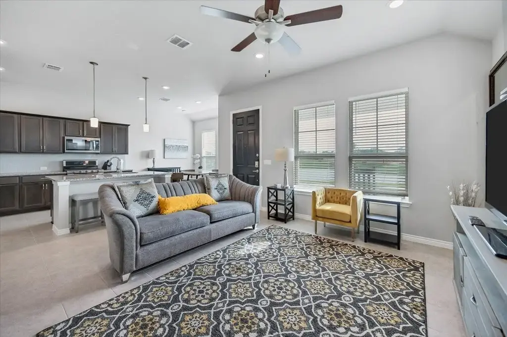 125 Harborside Drive 102, San Marcos