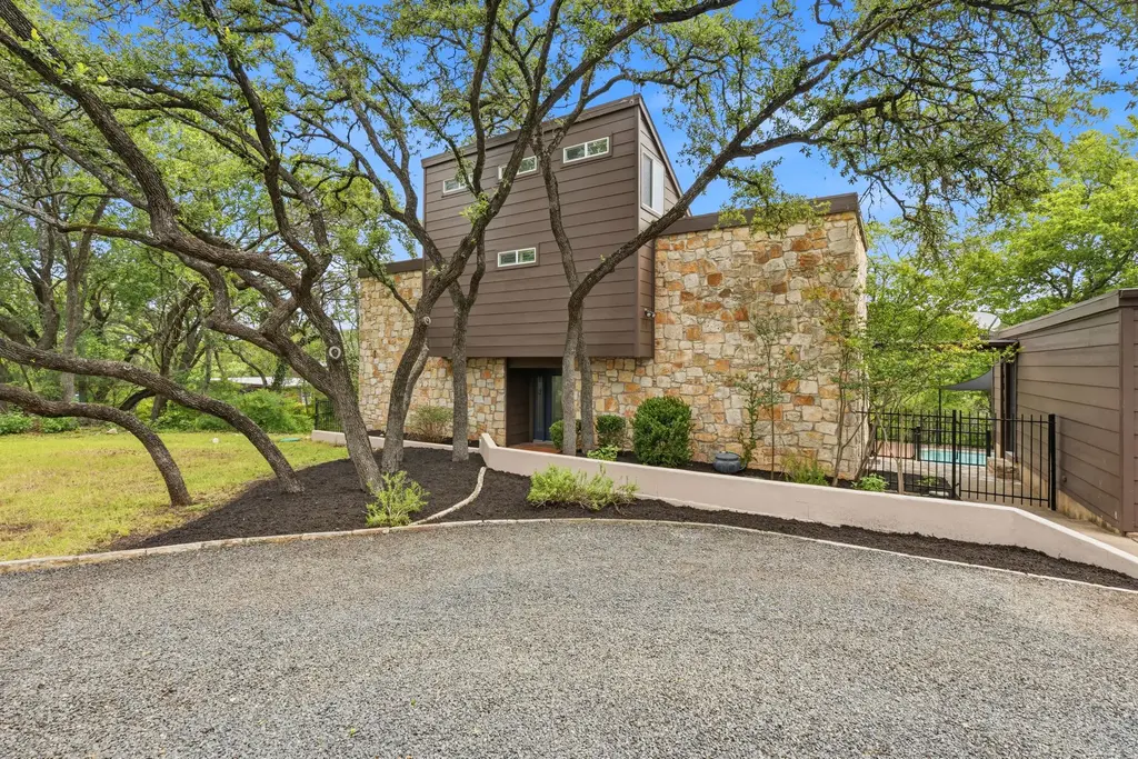 1004 Jousting Place, Austin