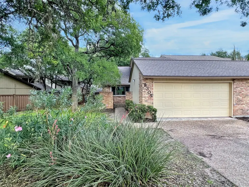 8305 Greenslope Drive, Austin