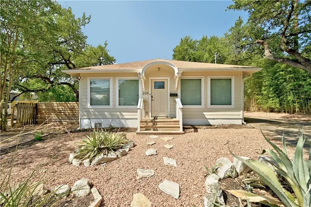 209 E Live Oak Street A, Austin