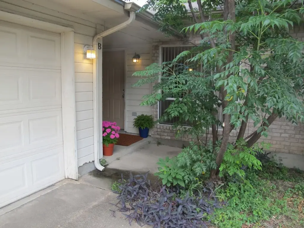 902 Quartz Court B, Cedar Park