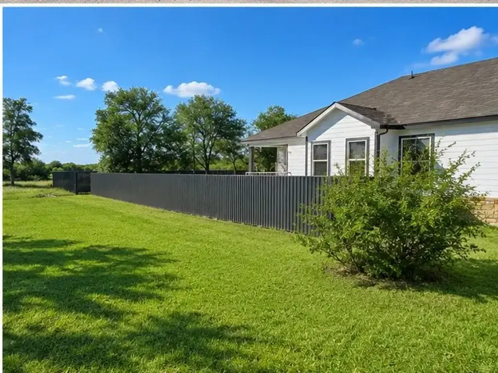 217 Gato Road, Cedar Creek