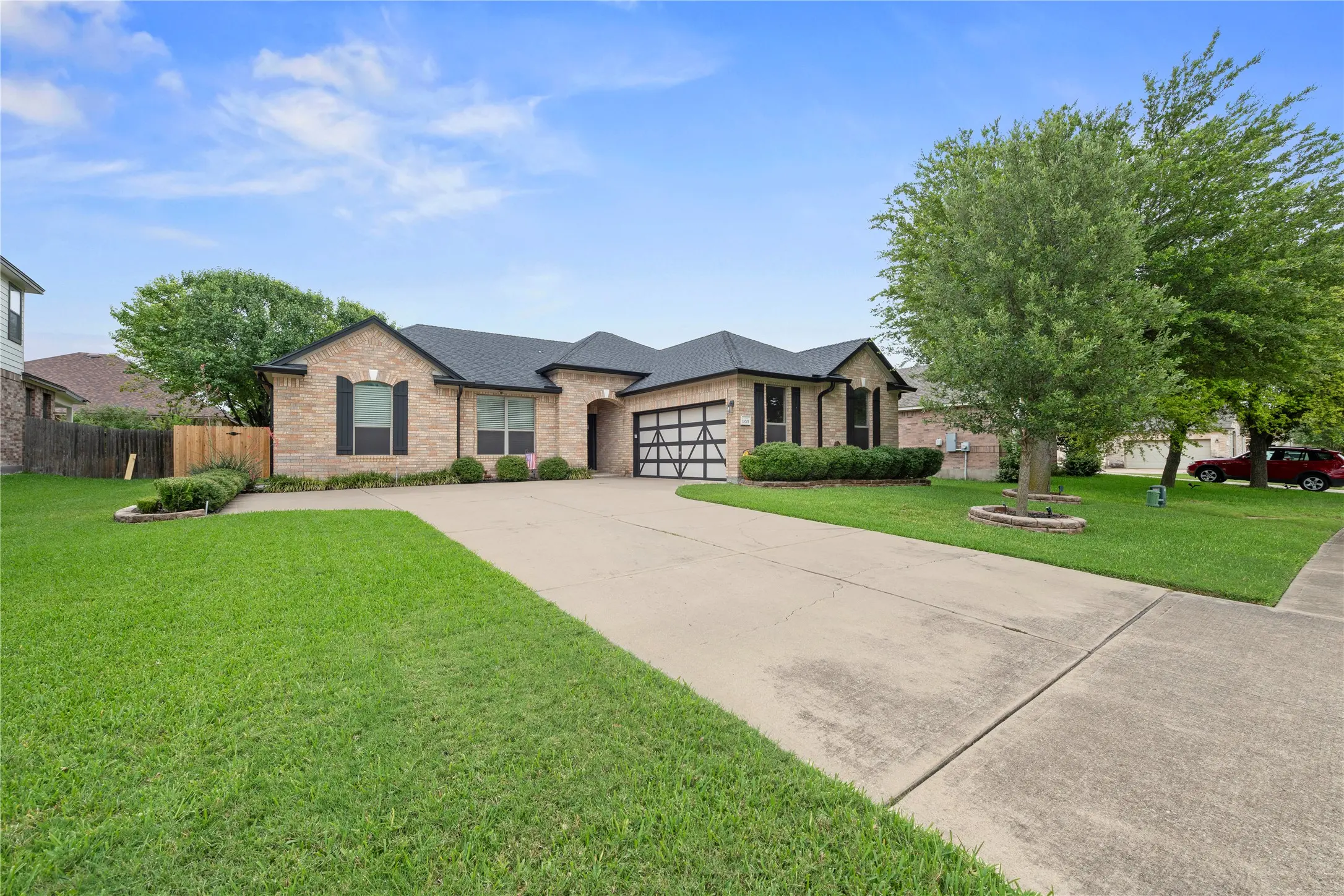 Photo of Listing #1182263