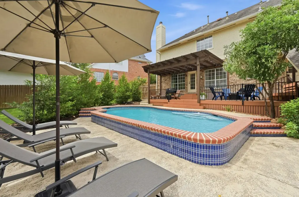 6006 Sierra Arbor Court, Austin
