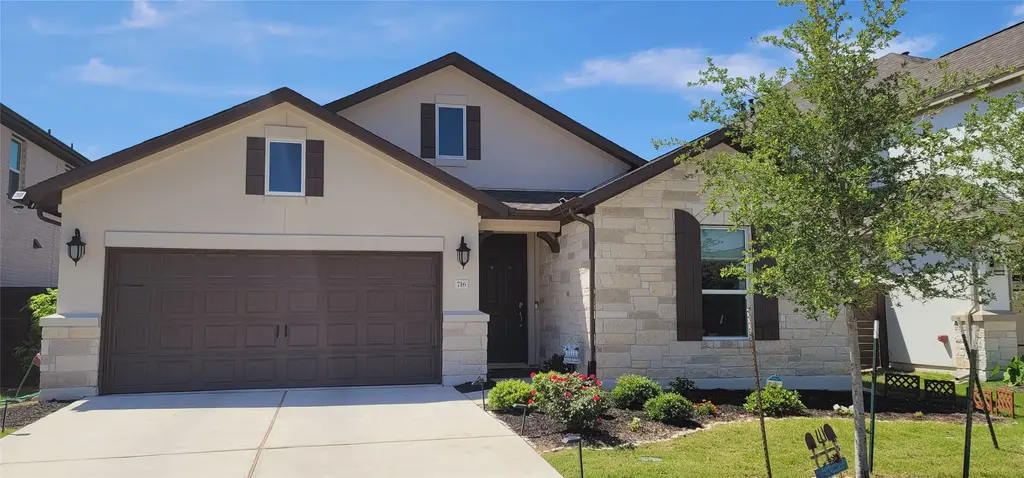 716 Leeward Pass, Leander