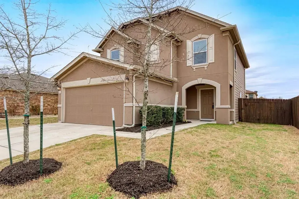 801 Estes Park, Taylor