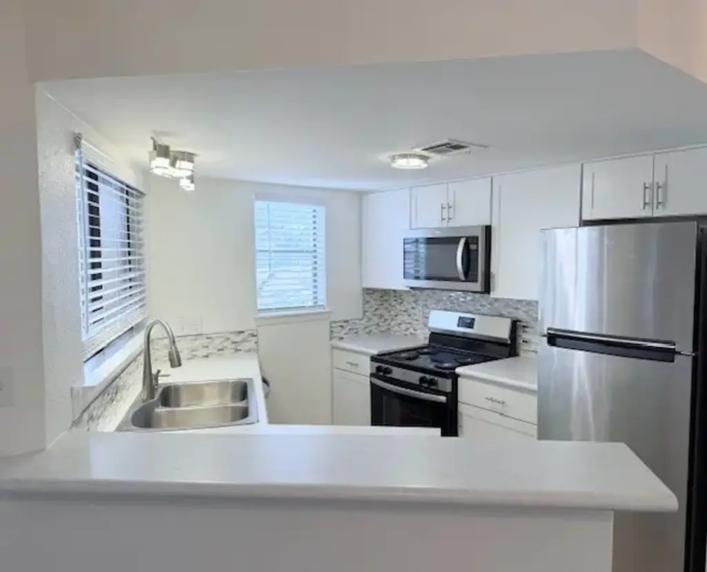 2500 Burleson Road 713, Austin