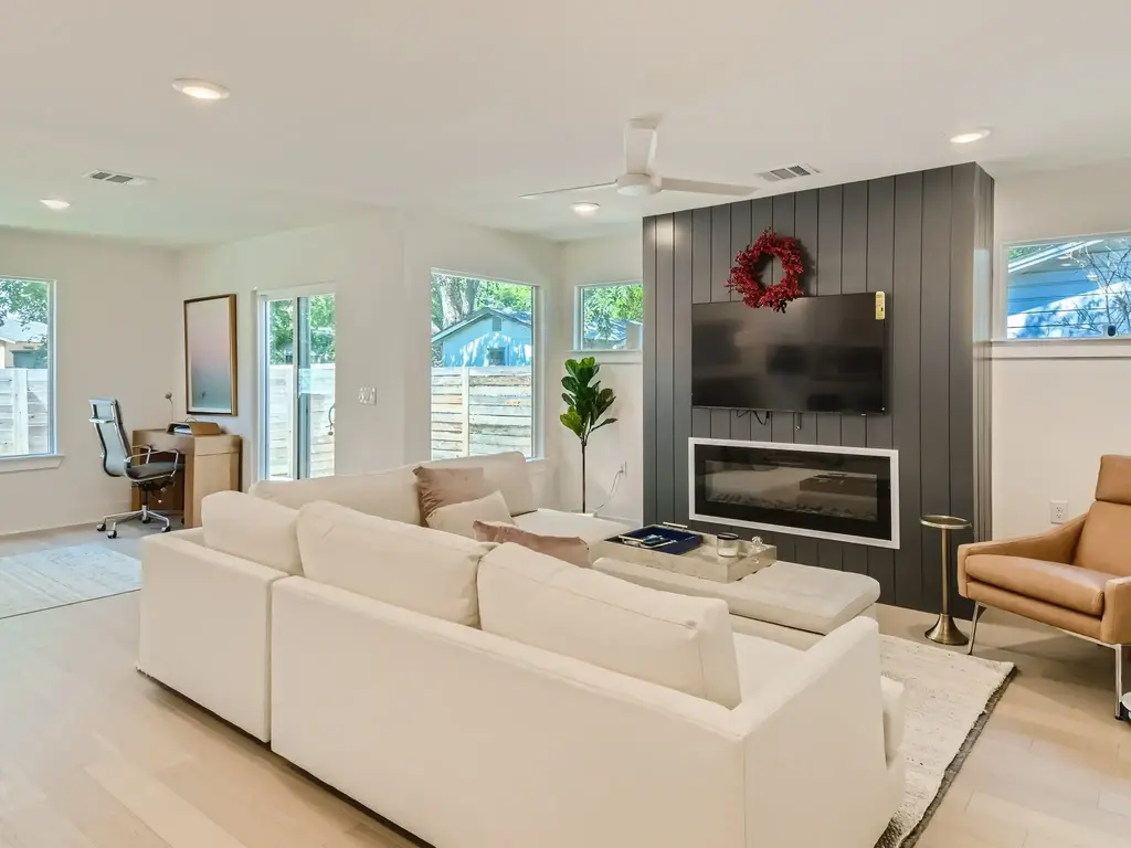6215 Club Terrace, Austin