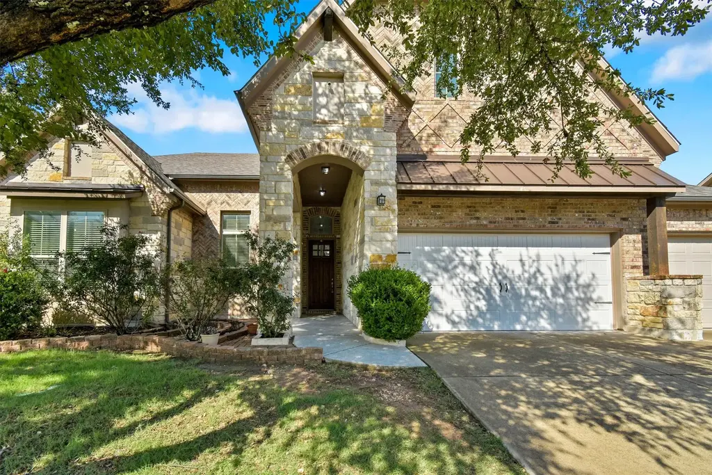 2325 Blended Tree Ranch Drive, Leander