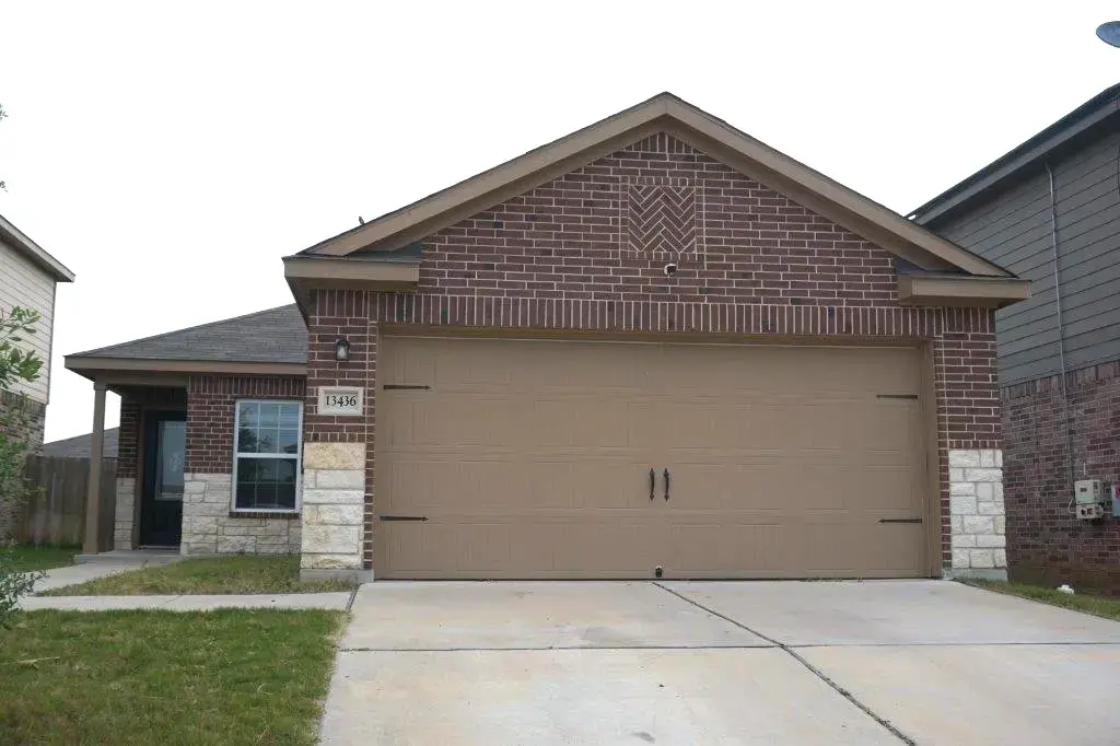 13436 Harry S Truman Drive, Manor