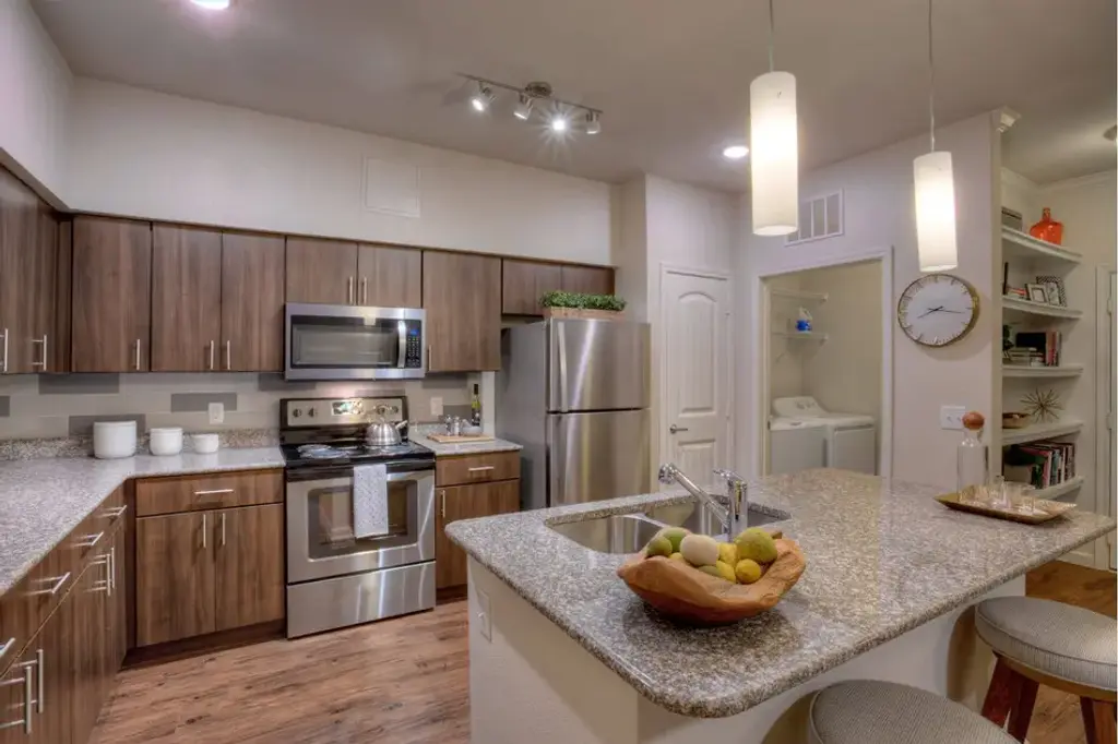 1200 Estancia Parkway 1133, Austin