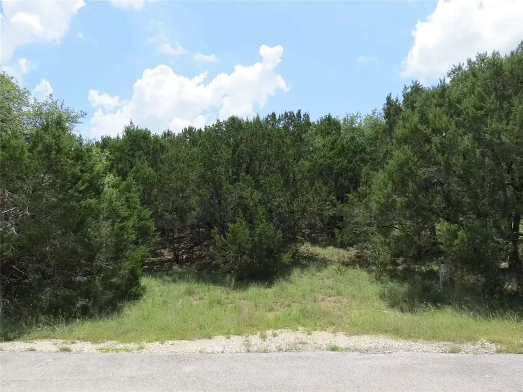 21902 Surrey Lane, Lago Vista