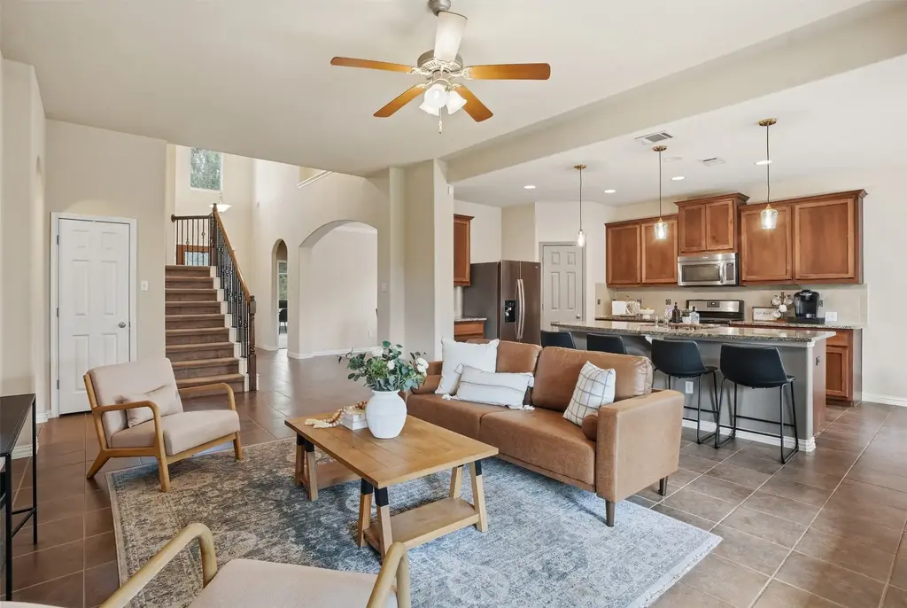 1937 Kempwood Loop, Round Rock